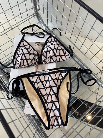 Valentino High Quality Swimsuit Code 010