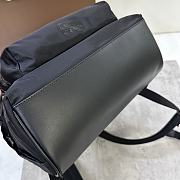Burberry Black Equestrian Knight Size 30x15x42CM - 3