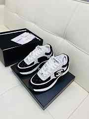 Chanel 22A Black White Suede CC Logo Low Sneaker - 3