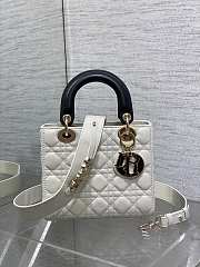 Dior Lady White Black Bag D0217 Size 20x16x8CM - 5