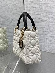 Dior Lady White Black Bag D0217 Size 20x16x8CM - 3