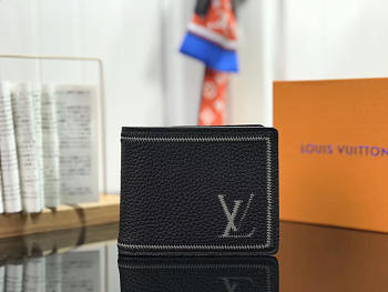 LV MULTIPLE WALLET M30952 Size 11.5x9x1.5cm