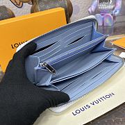 LV Wallet 61869 Size 20x19x2cm - 2