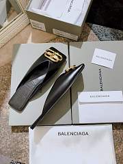 Balenciaga Leather Black Mules D9505 - 3