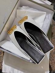 Balenciaga Leather White Mules D9505 - 2