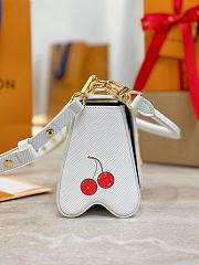 LV x TM TWIST M14094 Size 19x15x7cm - 6