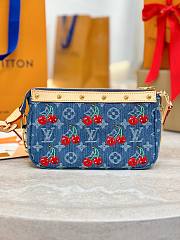 LV x TM POCHETTE DENIM ACCESSOIRES Size 22x13x4cm - 6