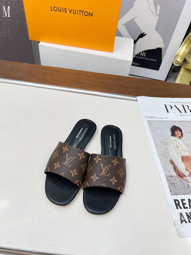 LV x TM Monogram Flat Slide Brown 287003 - 1