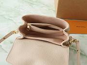 LV Pochette Métis East West Creme Bag Size 21x13x6CM - 3