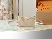 LV Easy Pouch On Strap Creme Bag Size 19x11x3CM - 2