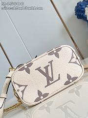 LV Vanity PM Noir Beige Monogram Size 19x13x11CM - 6