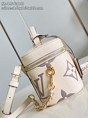 LV Vanity PM Noir Beige Monogram Size 19x13x11CM - 2