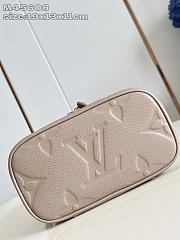 LV Vanity PM Noir Beige Size 19x13x11CM - 5