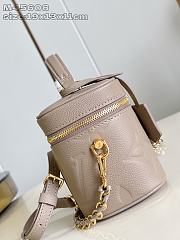 LV Vanity PM Noir Beige Size 19x13x11CM - 4