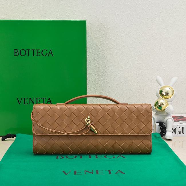 Bottega Veneta Andiamo Clutch B5604 Size 31x13x3cm - 1