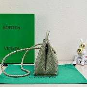 Bottega Veneta Andiamo Intrecciato Pistachio Size 29x18x10cm - 3