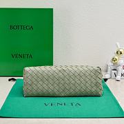 Bottega Veneta Andiamo Intrecciato Pistachio Size 29x18x10cm - 4