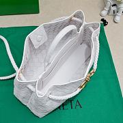 Bottega Veneta Andiamo Intrecciato White Size 29x18x10cm - 2