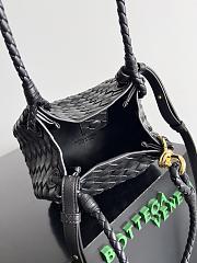 Bottega Veneta Andiamo Parachute Black Size 21x17x16.5cm - 6