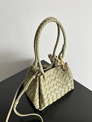 Bottega Veneta Andiamo Parachute Pistachio Size 21x17x16.5cm - 3