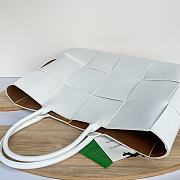 Bottega Veneta Arco Tote White Bag Size 33x44x12cm - 3