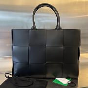 Bottega Veneta Arco Tote Black Bag Size 33x44x12cm - 6