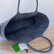Bottega Veneta Arco Tote Navy Bag Size 33x44x12cm - 5