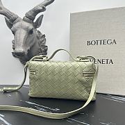 Bottega Veneta Bang Bang Vanity Case Pistachio Size 22×12×5cm - 3