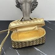 Bottega Veneta Bang Bang Vanity Case Gold Size 22×12×5cm - 3