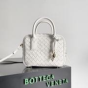 Bottega Veneta White Bag Get Away Size 23x17x9CM - 3