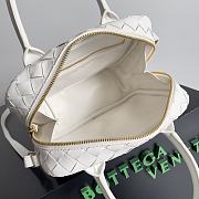 Bottega Veneta White Bag Get Away Size 23x17x9CM - 6