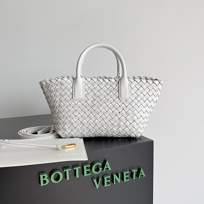 Bottega Veneta Cabat White Bag Size 22x7x16CM - 1