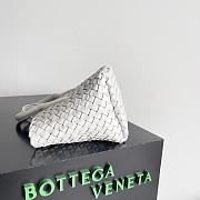 Bottega Veneta Cabat White Heart Bag Size 22x7x16CM - 2