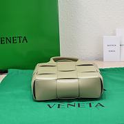 Bottega Veneta Cassette Tote Pistachio Bag Size 22x16x5cm - 6