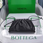Bottega Veneta Cavatelli Clutch Black Size 23x13x8cm - 1