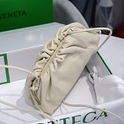 Bottega Veneta Cavatelli Clutch White Size 23x13x8cm - 5