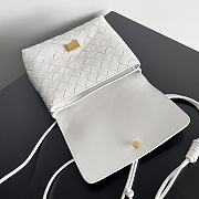 Bottega Veneta Crossbody White Bag Size 19x16x6CM - 2