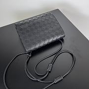 Bottega Veneta Crossbody Black Bag Size 19x16x6CM - 2