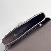 Bottega Veneta Crossbody Brown Bag Size 19x16x6CM - 3