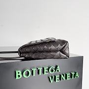 Bottega Veneta Crossbody Brown Bag Size 19x16x6CM - 4