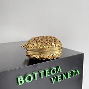Bottega Veneta Gold Knot Minaudiere Gold Clutch 20x6x12CM - 2