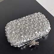 Bottega Veneta Gold Knot Minaudiere Silver Clutch 20x6x12CM - 4