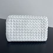 Bottega Veneta intrecciato White Bag Size 30x26x20CM - 2