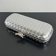 Bottega Veneta Intrecciato Clutch Silver Size 25x9.5x4cm - 4