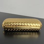 Bottega Veneta Intrecciato Clutch Gold Size 25x9.5x4cm - 6