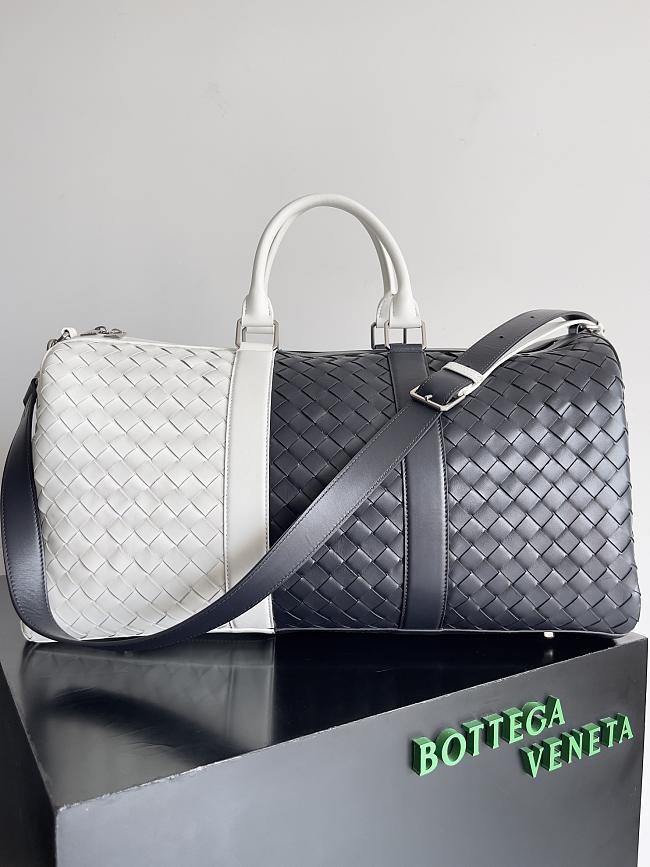 Bottega Veneta Intrecciato Duffle  Black White Bag Size 50x27x24cm - 1