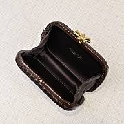 Bottega Veneta Knot Minaudiere Clutch Brown Size 20x12x5.5cm - 2