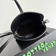 Bottega Veneta Liberta in Black Size 20x35x8cm - 5