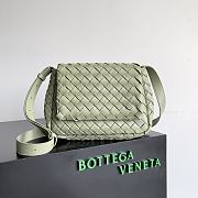Bottega Veneta Mon Tresor Pistachio Bag Size 27x16x10CM - 1
