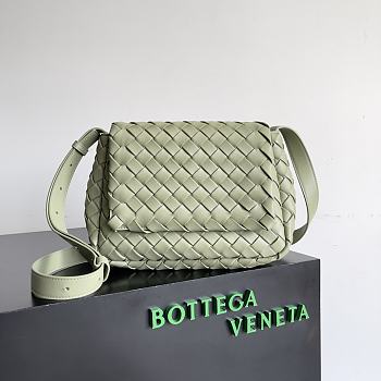 Bottega Veneta Mon Tresor Pistachio Bag Size 27x16x10CM